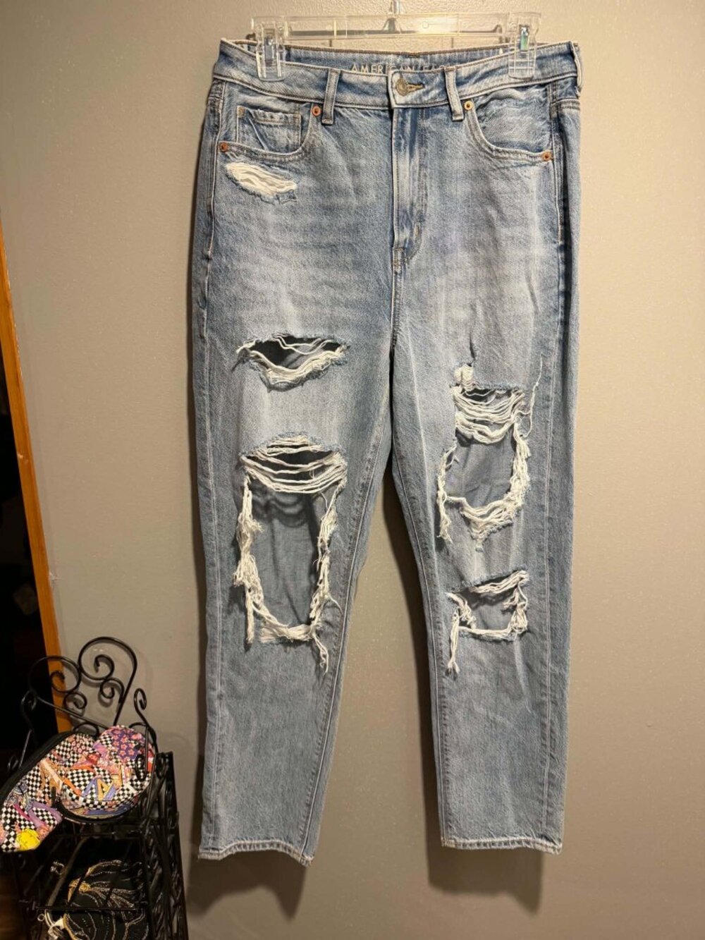 NWT American Eagle Highest Rise Mom Jeans Size 8 Regular